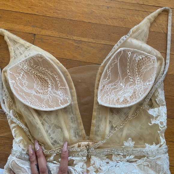 Calla Blanche wedding gown - Picture 9 of 14